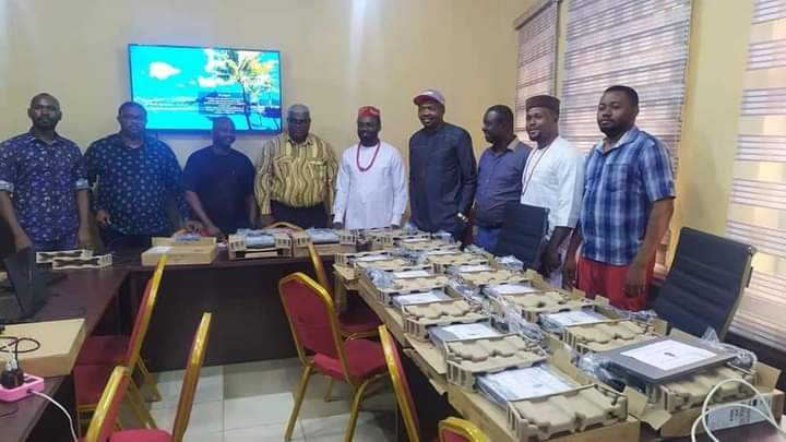 Anambra State Govt Receives 16 Computer Sets From NGO