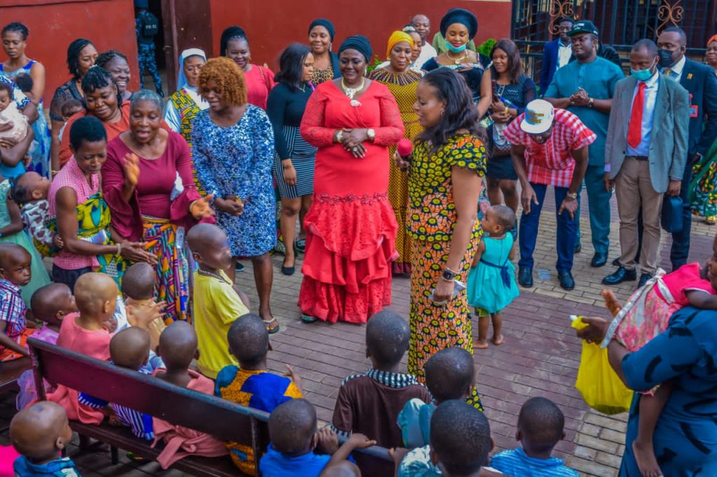 Mrs Soludo Visits Hospital, Orphanage Home In Awka To Mark Birthday Anniversary