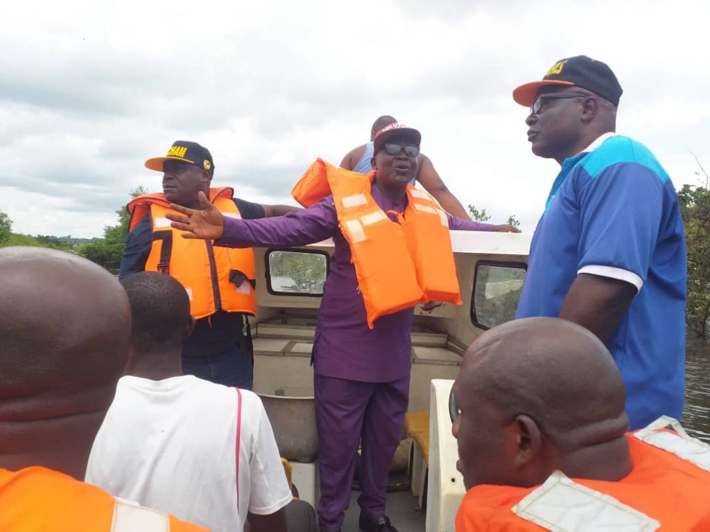 Ayamelum Communities, Commuters Trapped By Flooding After Heavy Rain