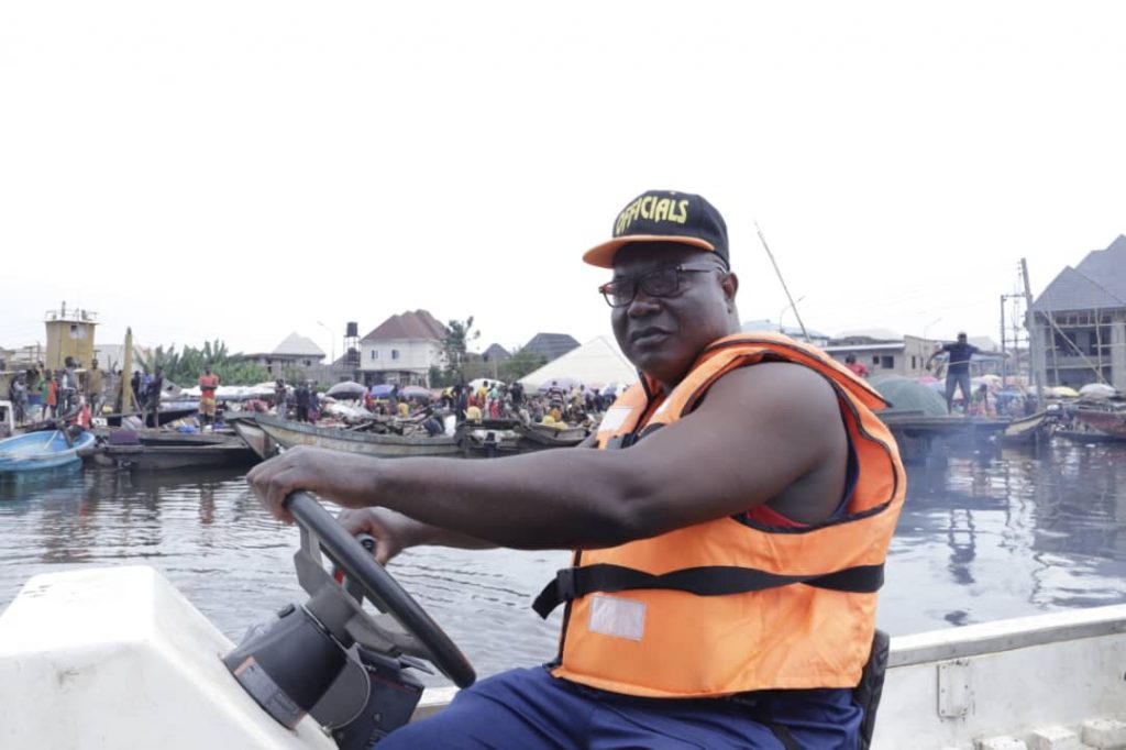 Flood : Anambra Marine Chief Urges People Travelling By Water To Wear Life Jackets