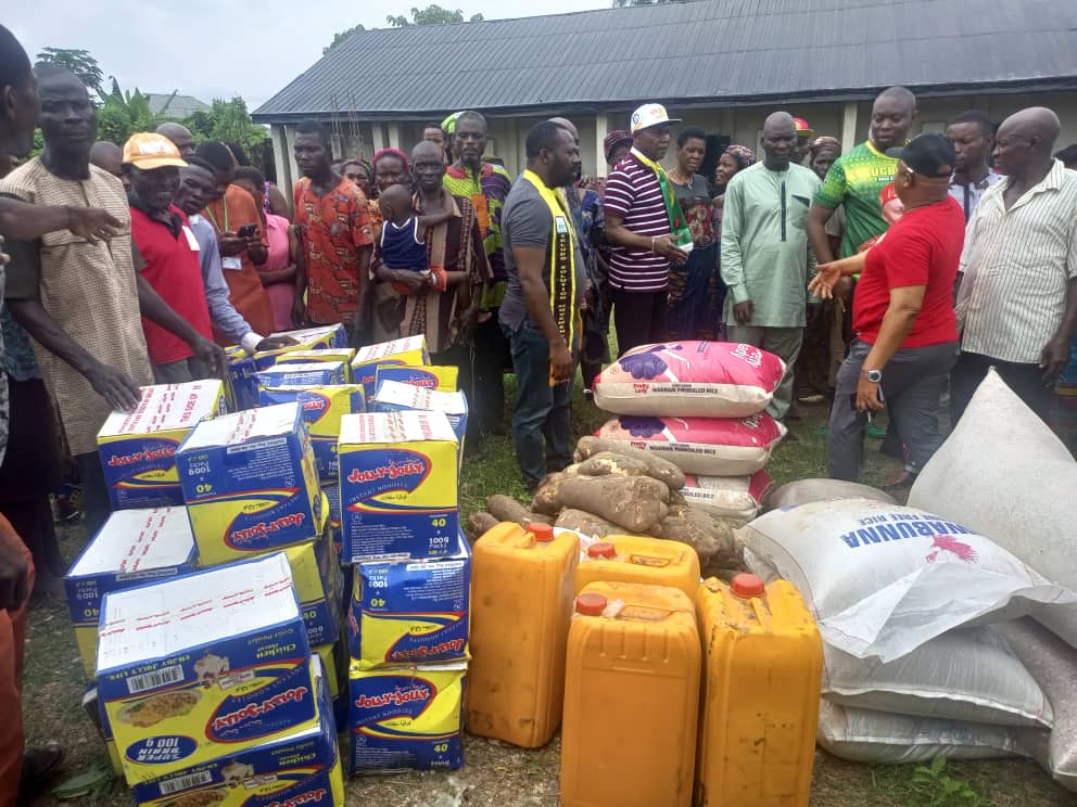 Flood : Soludo Distributes Food Items To People Affected In Awka North Council Area