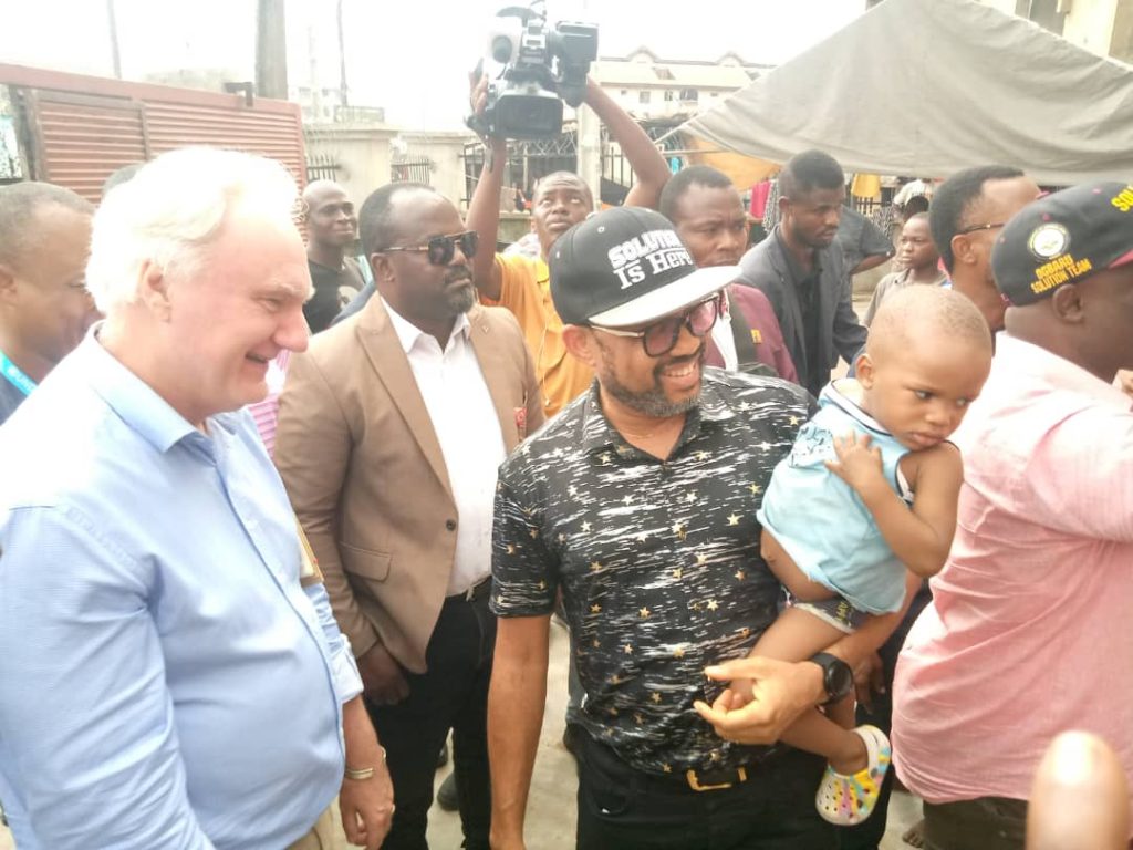 International Organizations Visit People Displaced By Flood In Anambra State