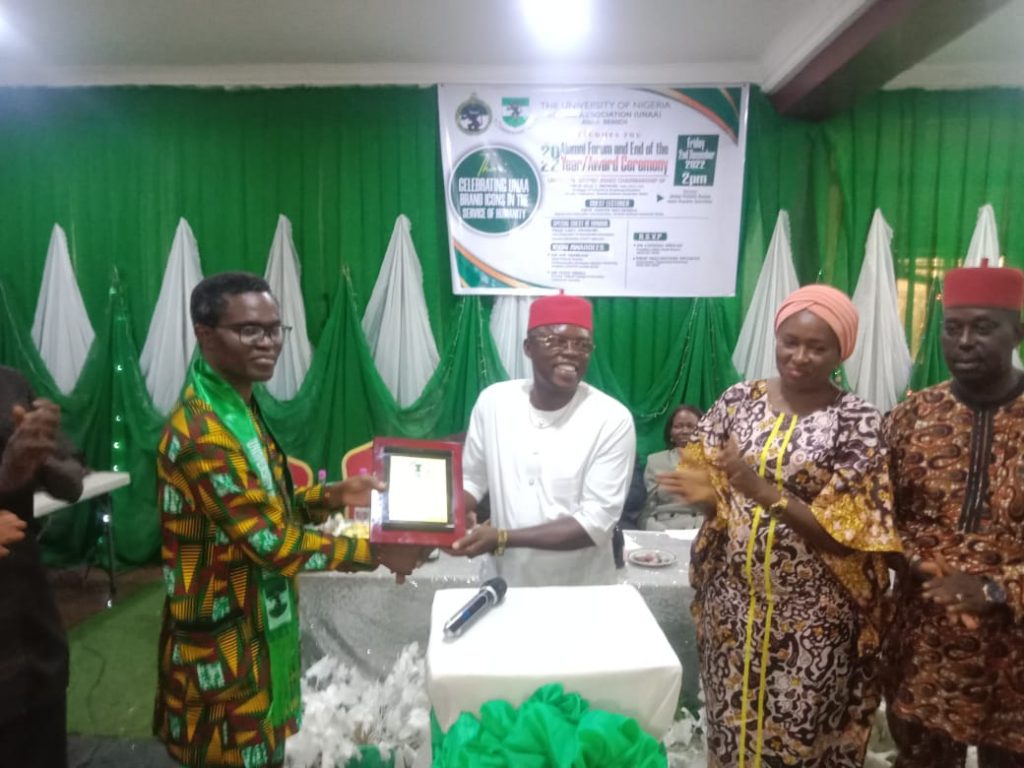 COOUTH CMD Akabuike Receives  Icon Of Health Management And Service To Humanity Award From UNAA