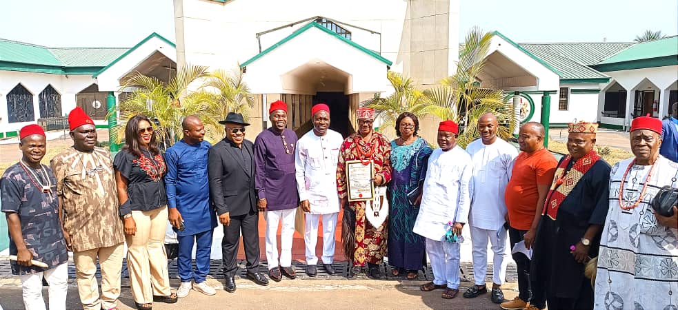 Anambra State Govt Presents Certificate Of Recognition To Igwe- Elect Of Umuomaku Community   Ezenwa