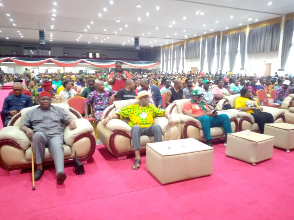 Some Anambra Students, Youths Demonstrate Support For PDP Presidential Candidate, Atiku Abubakar In Awka