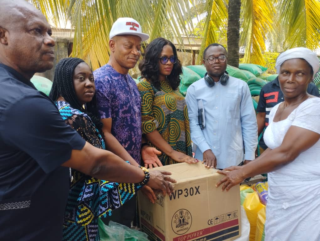 FG/IFAD VCDP Distribute Farm Inputs, Implements To 200 Anambra Farmers For Dry Season Rice Farming