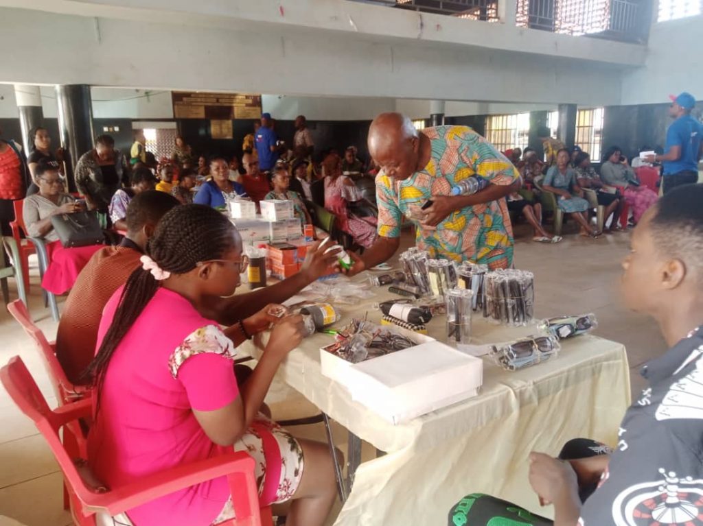 Over 1000 People Benefit  From Free Eye Screening, Treatment  Organized By Mayors Club Amawbia