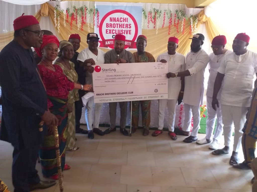 Nnachi Brothers Exclusive Club Offers Scholarships To  Pupils In Umunnachi, Dunukofia Council Area