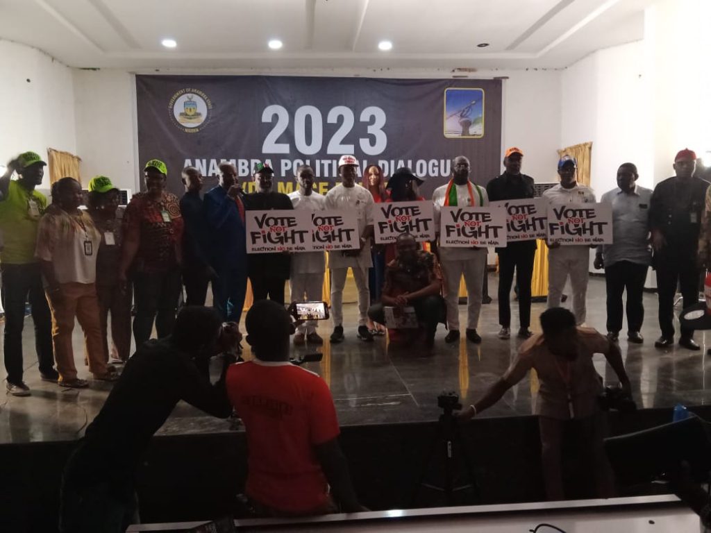 2023 : Reps Candidates In Anambra State Battle At Political Dialogue, De Mace Debate In Awka