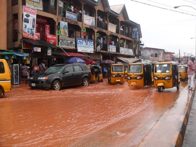 Awka Residents Welcome First Rain Of Year With Relief