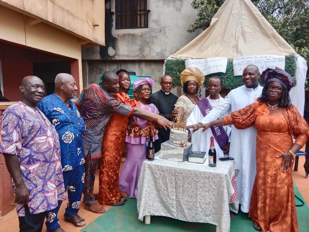 Immanuel Anglican Church, Umunnachi Honours Basil Ikwumelu With Father Of Faith Award