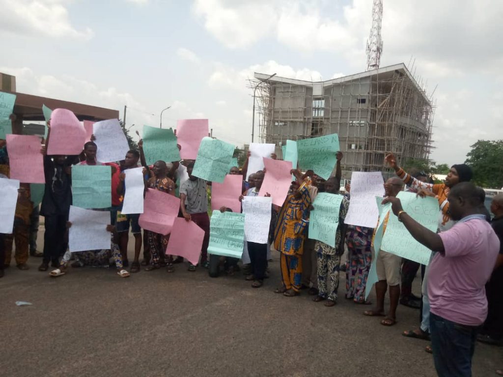 Achalla Community Protests Against Awka North Peace Committee Report