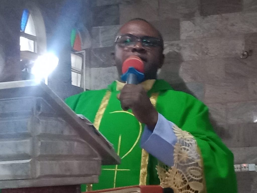 Cleric Asks Christians To Uphold Spirit Of Gratitude, Love