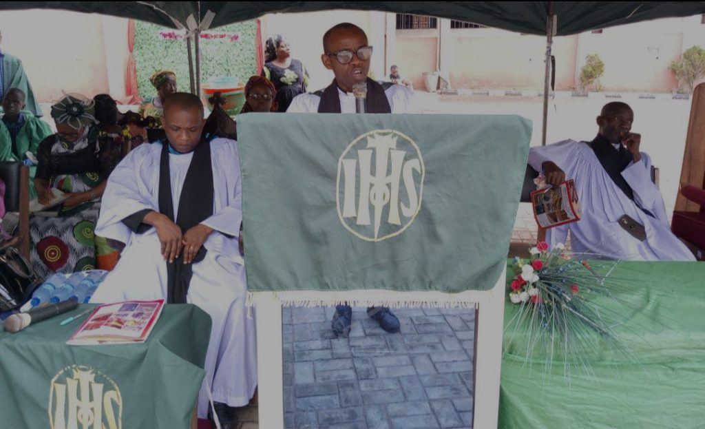 All Saints’ Seminary Ekwulobia Honours ABS Staff, Nwozor