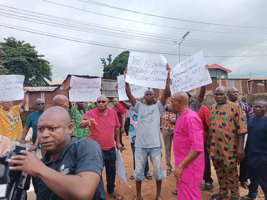 Okpannebochime Kindred  Amawbia Protests Over Alleged Misappropriation Of  Land By NCS