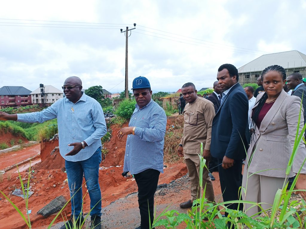 FG To Intervene On Gully Erosion Site Threatening Onitsha – Owerri Road, Lauds Soludo On Control Measures