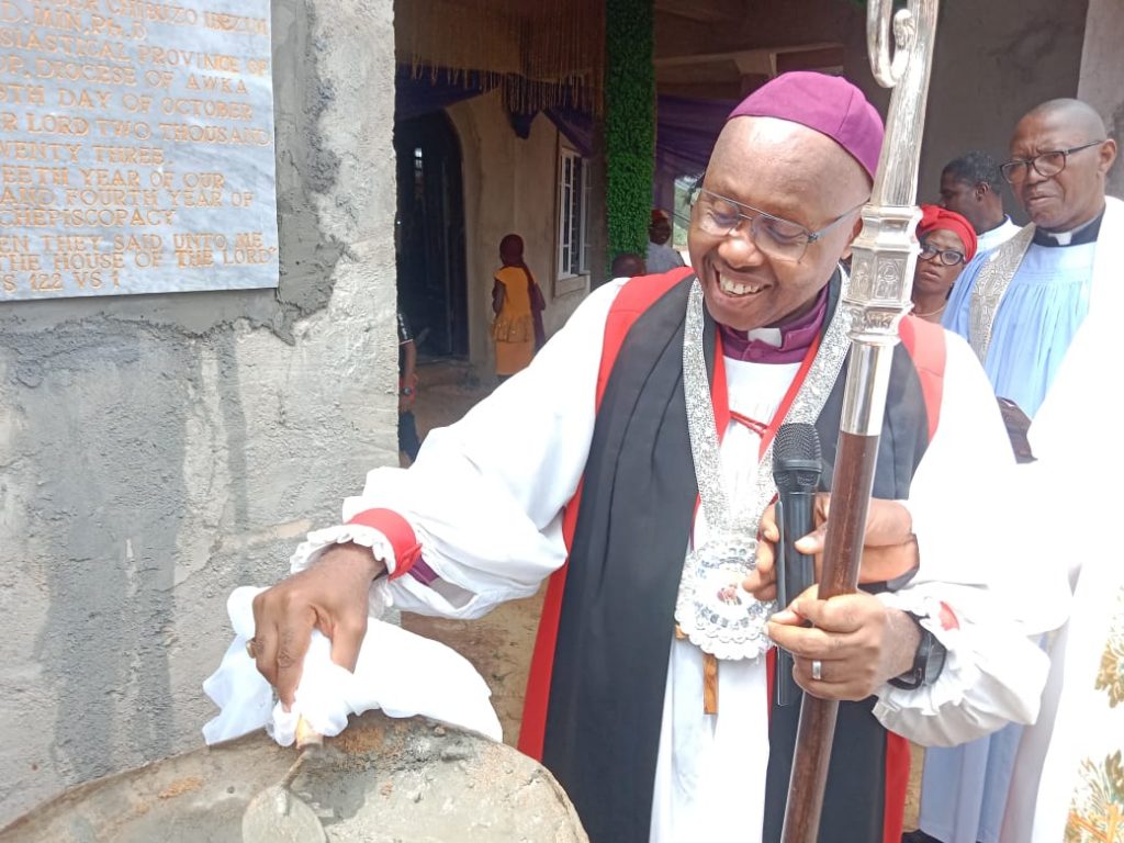 Archbishop Ibezim Visits Anglican Church Of  Holy Spirit, Awka, Tasks Parishioners On Peace, Unity