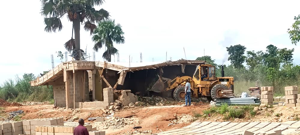 Anambra State Govt Demolishes More Illegal  Structures Along  Chinua Achebe International Airport Road Umueri