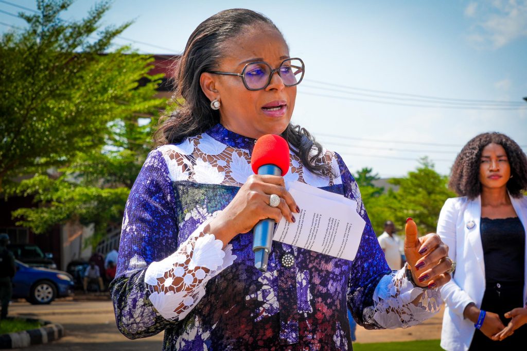 Mrs Soludo Lauds AWU USA  As  2023 Beneficiaries Of  Skill Acquisition Programme Receive Start-up Equipment , Free-interest Loans