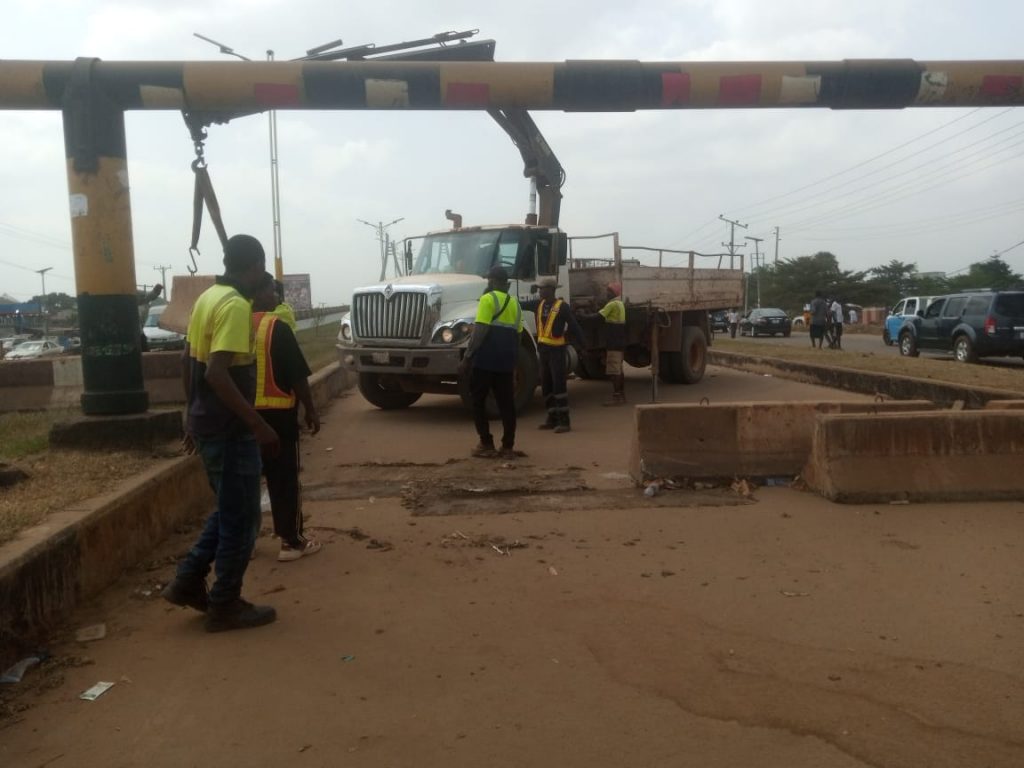 Yuletide : Closed Portion Of  Amawbia Axis Of Enugu- Onitsha Dual Carriage Road Opened