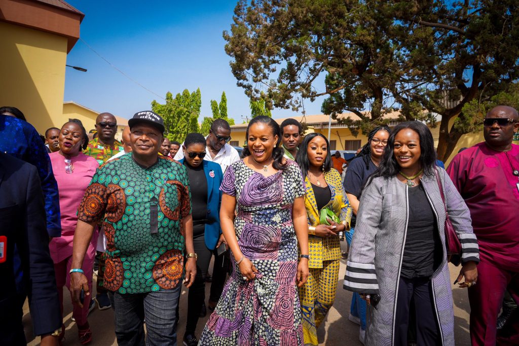 Christmas : Mrs Soludo Visits Hospital, Pays Bills Of New Born Babies