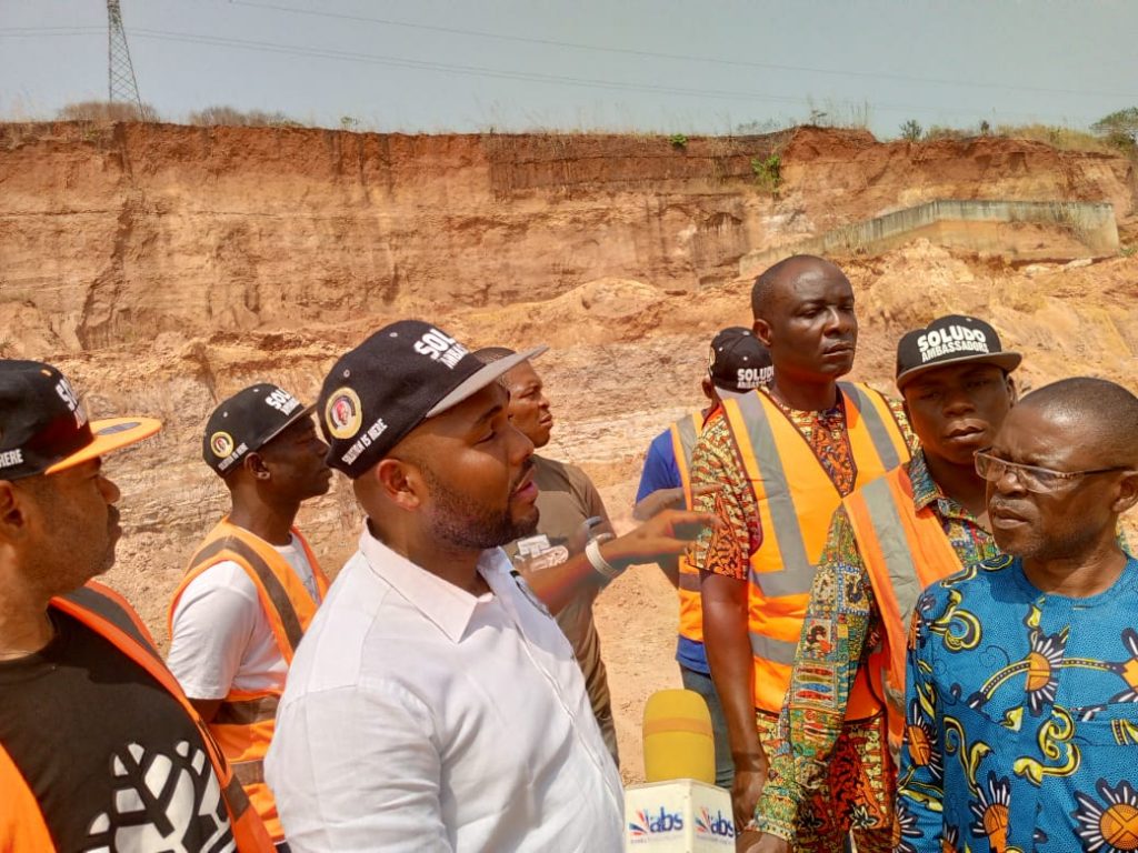 Anambra State Govt Seals Off Illegal Excavation Site In Awka