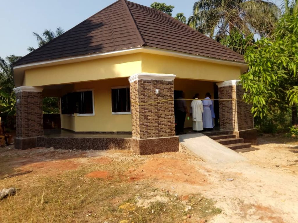 Cardinal Okpalaeke  Dedicates  Chapel Of Adoration Built By Ogbaegwu Jesus And Mary Foundation At Ufuma