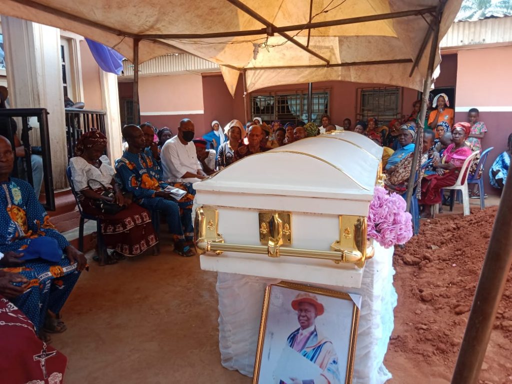 Ogbunka Community Mourns   Traditional Prime Minister