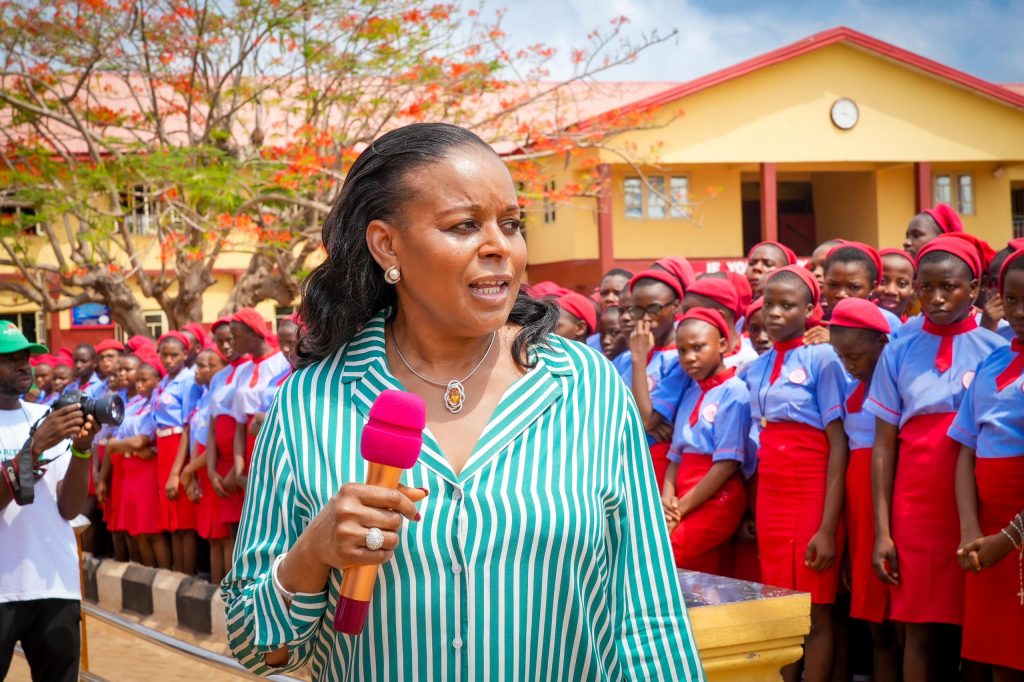 Mrs  Soludo Takes Healthy Living Hygiene Education To Stella Maris College, Umueri