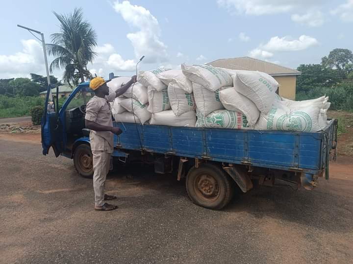 Awka North Local Govt Council Distributes NEMA Food Palliative To Communities