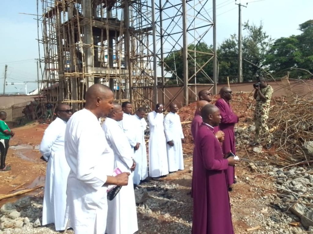 Archbishop Ibezim Leads Bishops To  Site Of  Collapsed DMGS Building In Onitsha