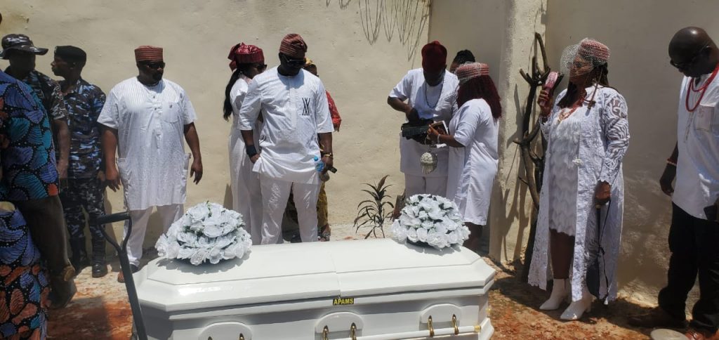 Late  Mrs. Patricia Okafor Of ABS Buried  At Amagu Village Nsugbe