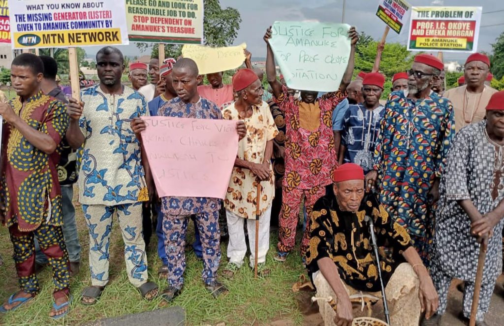 Amanuke Community Crisis: Another Group Stages Counter Protest In Awka