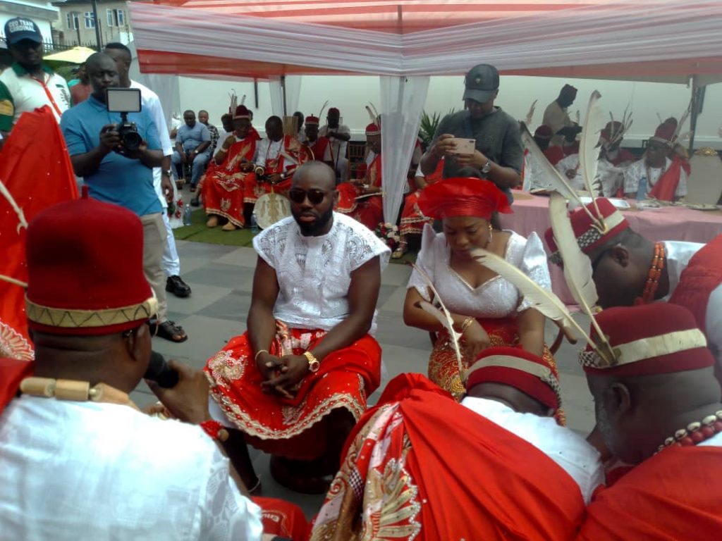 Thomas Okonkwo Initiated Into   Ozonkpu Society Of Enugwu-Ukwu Na Umunri