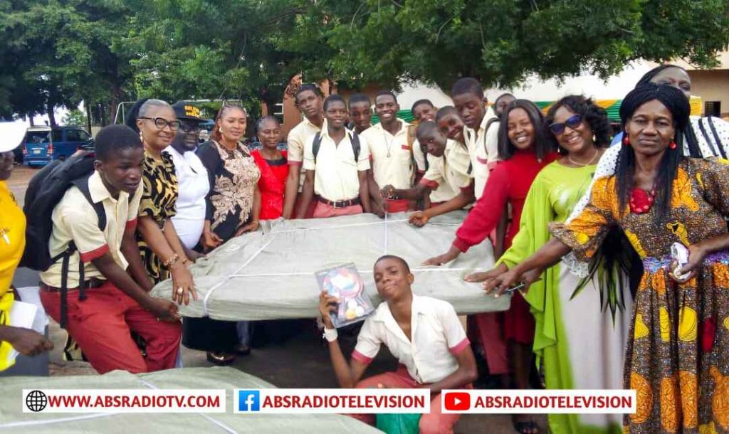 ASUBEB Distributes Sports Equipment, Materials To Schools In Anambra