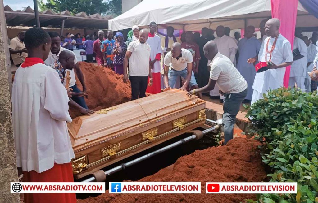 Late Mrs Josephine Osuokwu-Ubaka Buried In Igboukwu