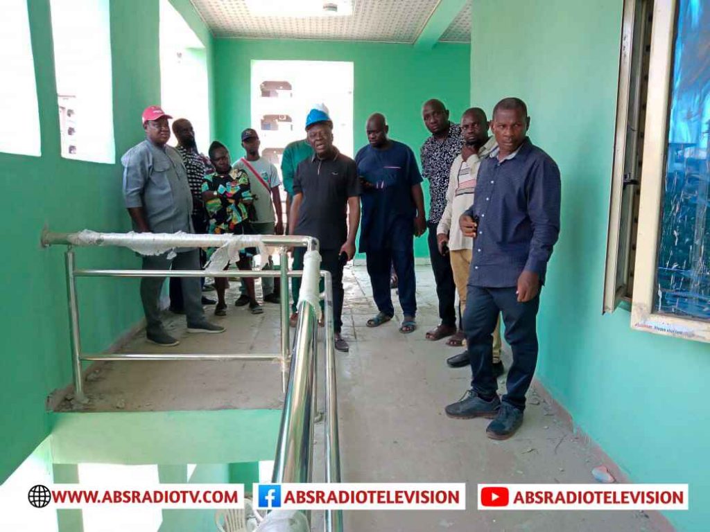 Anambra Housing Commissioner, Onyeka Inspects Work At Fegge Specialist Hospital