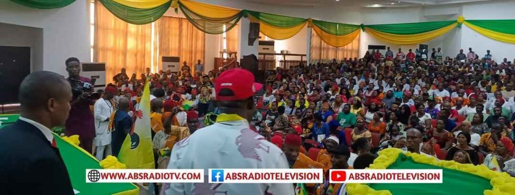 Over 1000 Labor Party Members Dump Party For APGA In Awka