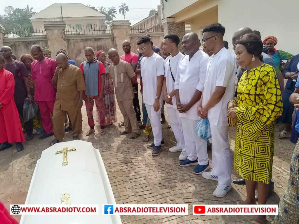 Late Mrs.Obiageli Okoli Buried In Amaokpala