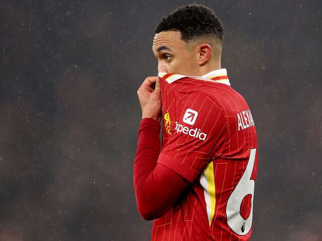 EPL: Van Dijk Defends Alexander-Arnold After Poor Showing Against Man Utd